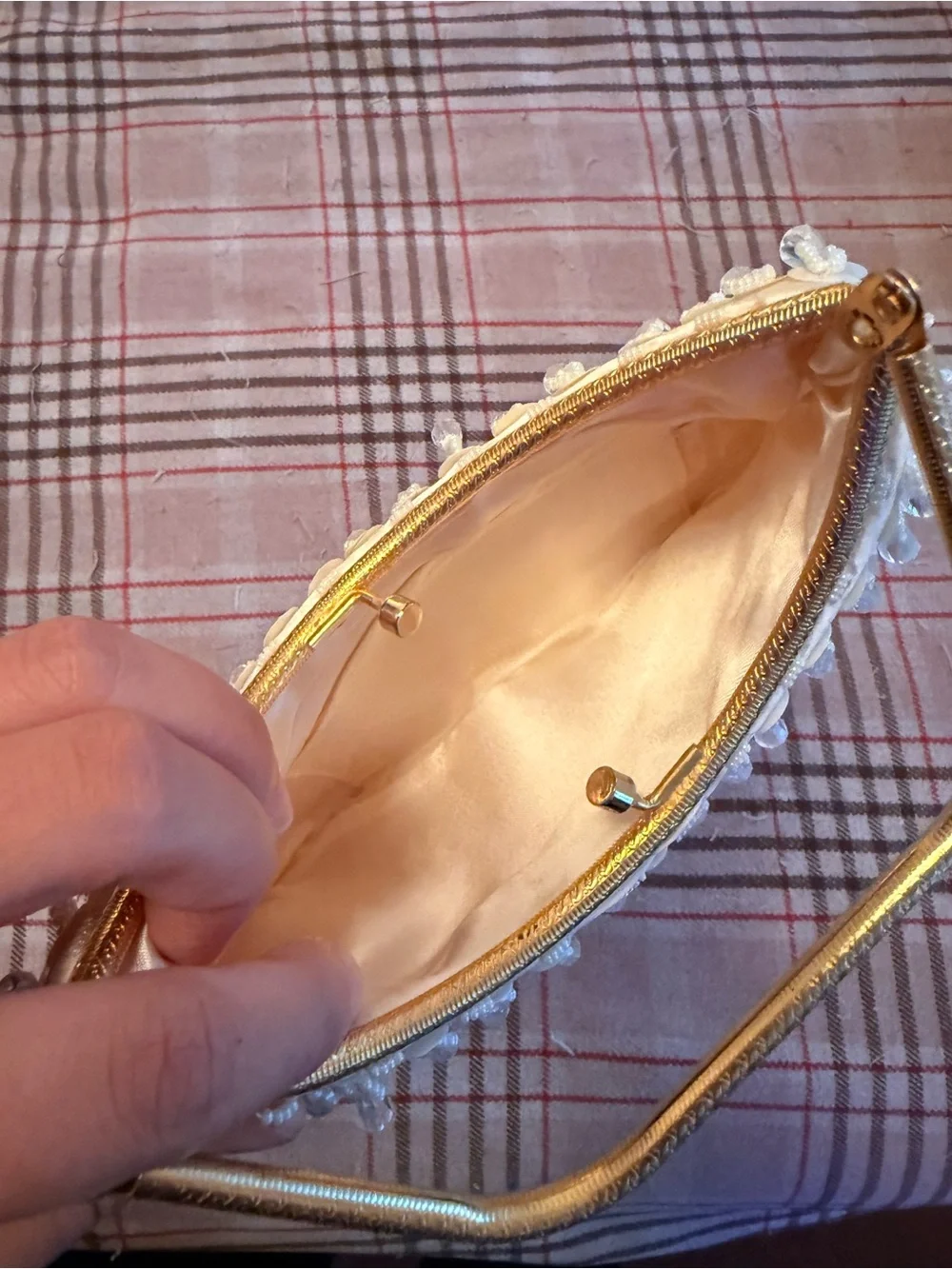 Ivory Sequin Handbag with Gold Frame - Picture 2 of 2